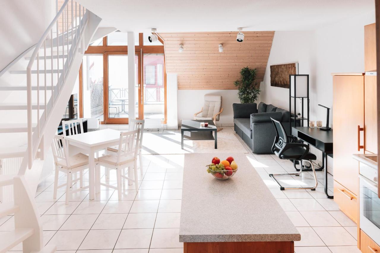 Maisonette-Wohnung Airport/Messe Stuttgart - Balkon - Parkplatz - Netflix Filderstadt Exteriér fotografie