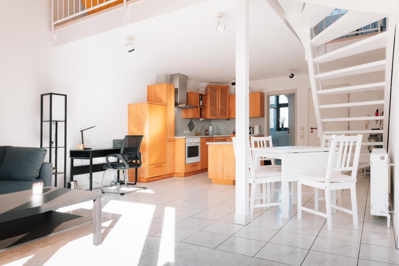 Maisonette-Wohnung Airport/Messe Stuttgart - Balkon - Parkplatz - Netflix Filderstadt Exteriér fotografie